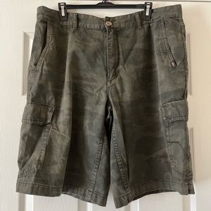 Vans Khaki green cargo shorts 36